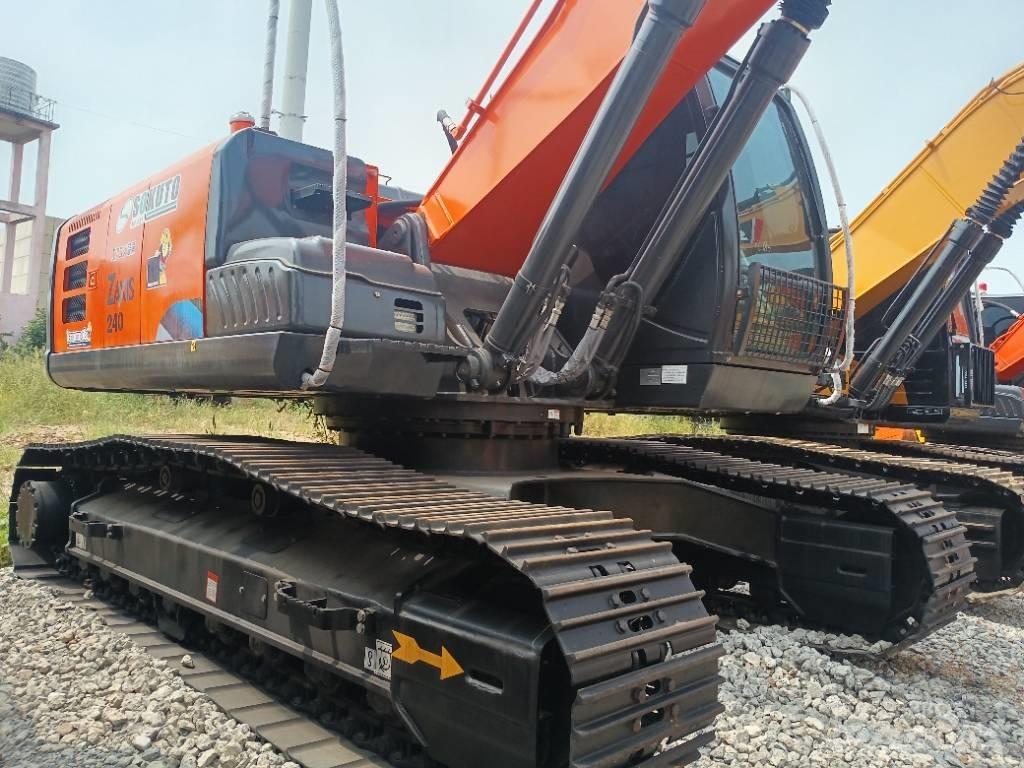 Hitachi ZX 240 Paletli ekskavatörler