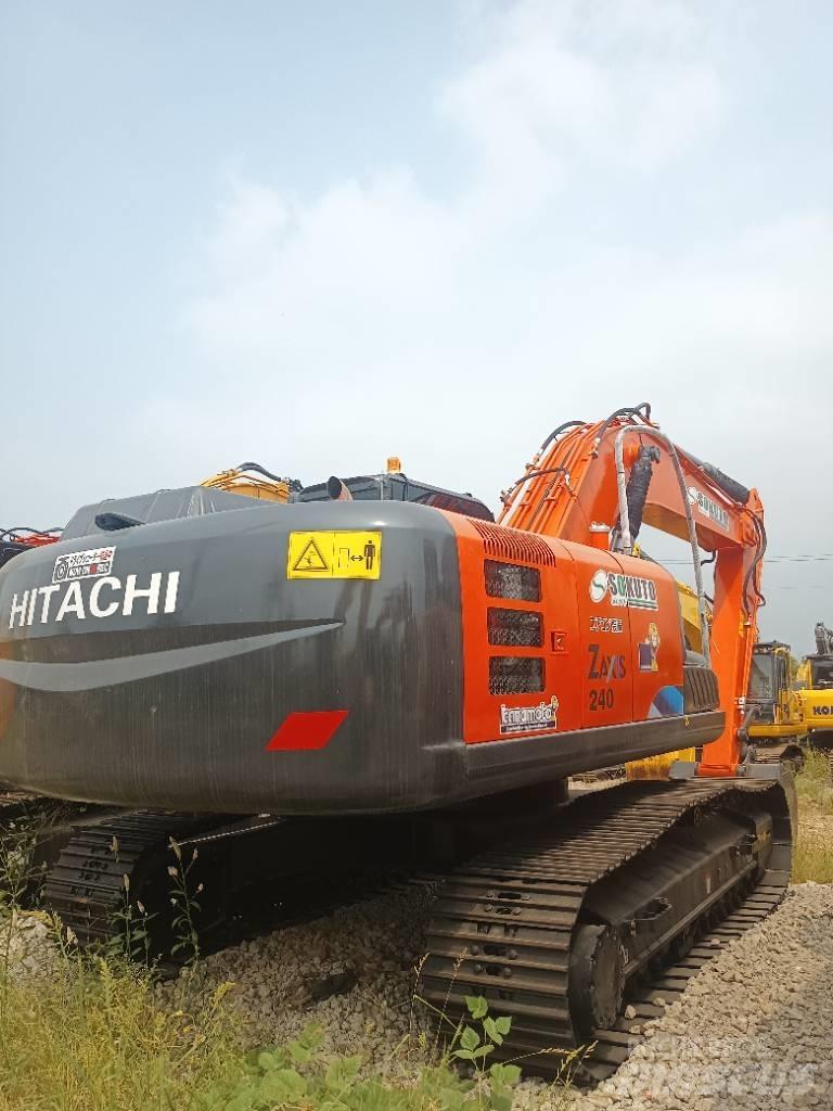 Hitachi ZX 240 Paletli ekskavatörler