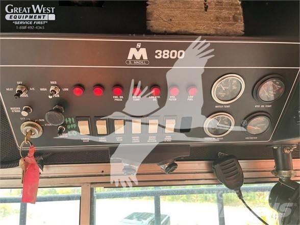 Madill 3800 Mafsalli yükleyiciler