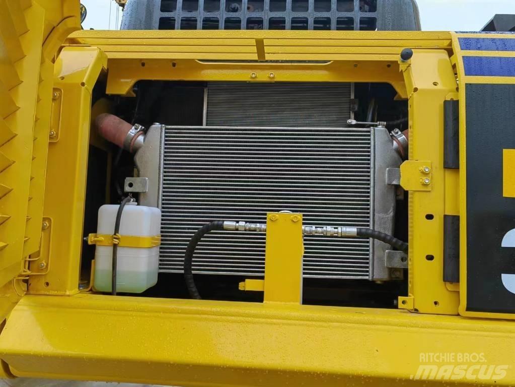 Komatsu PC 300-8 Paletli ekskavatörler