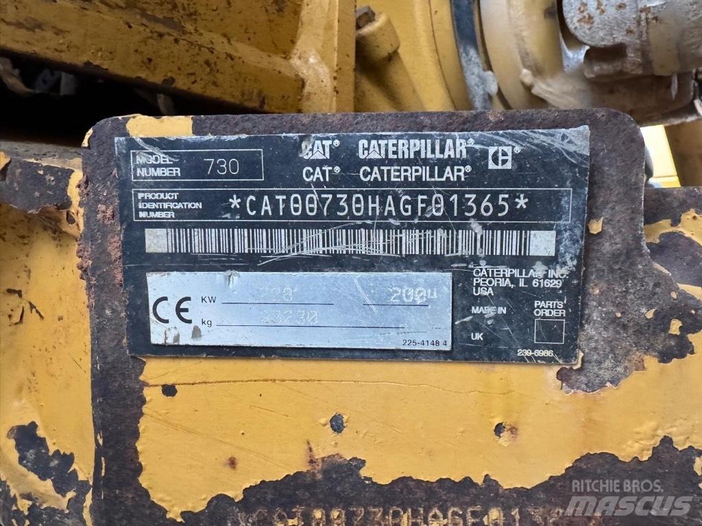 CAT 730 Belden kirma kaya kamyonu