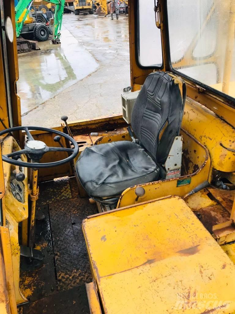 CAT 944 Tekerlekli yükleyiciler