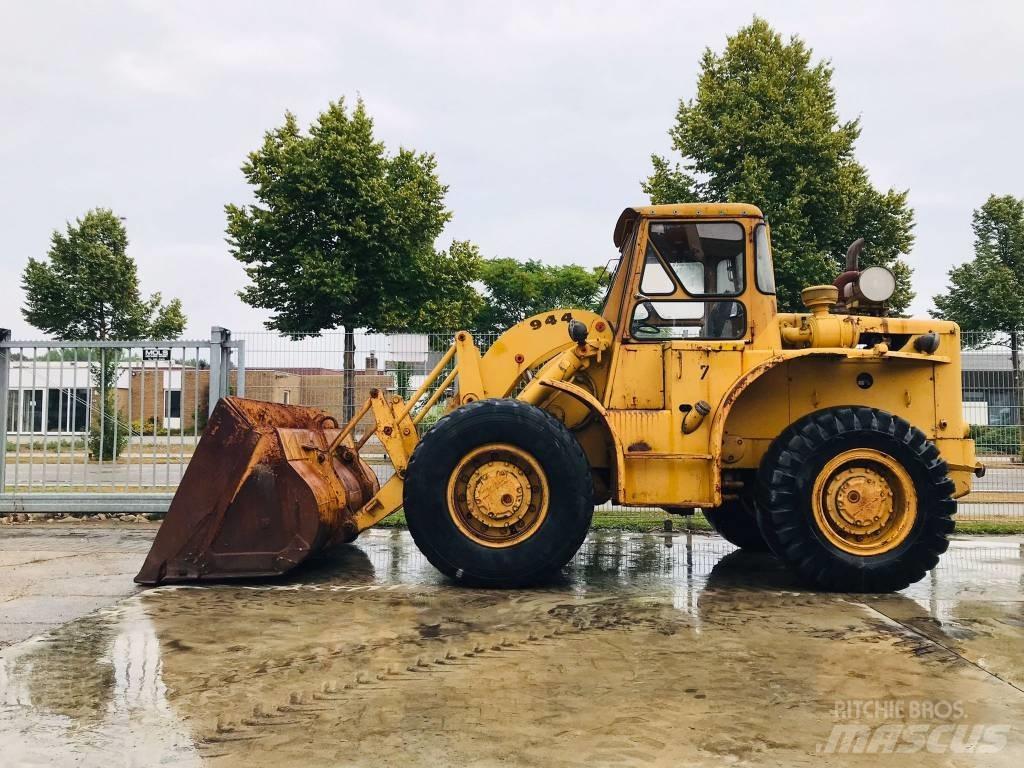 CAT 944 Tekerlekli yükleyiciler