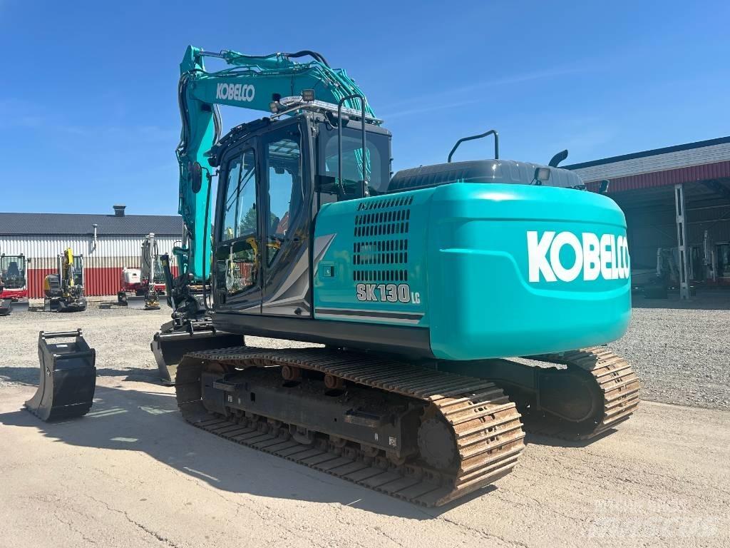 Kobelco SK130LC-11 Paletli ekskavatörler
