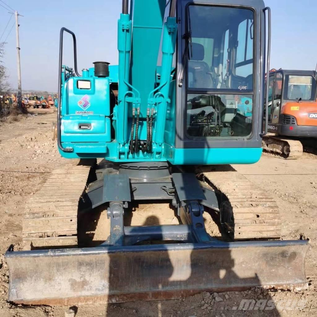 Sunward SWE90E Midi ekskavatörler 7 - 12 t