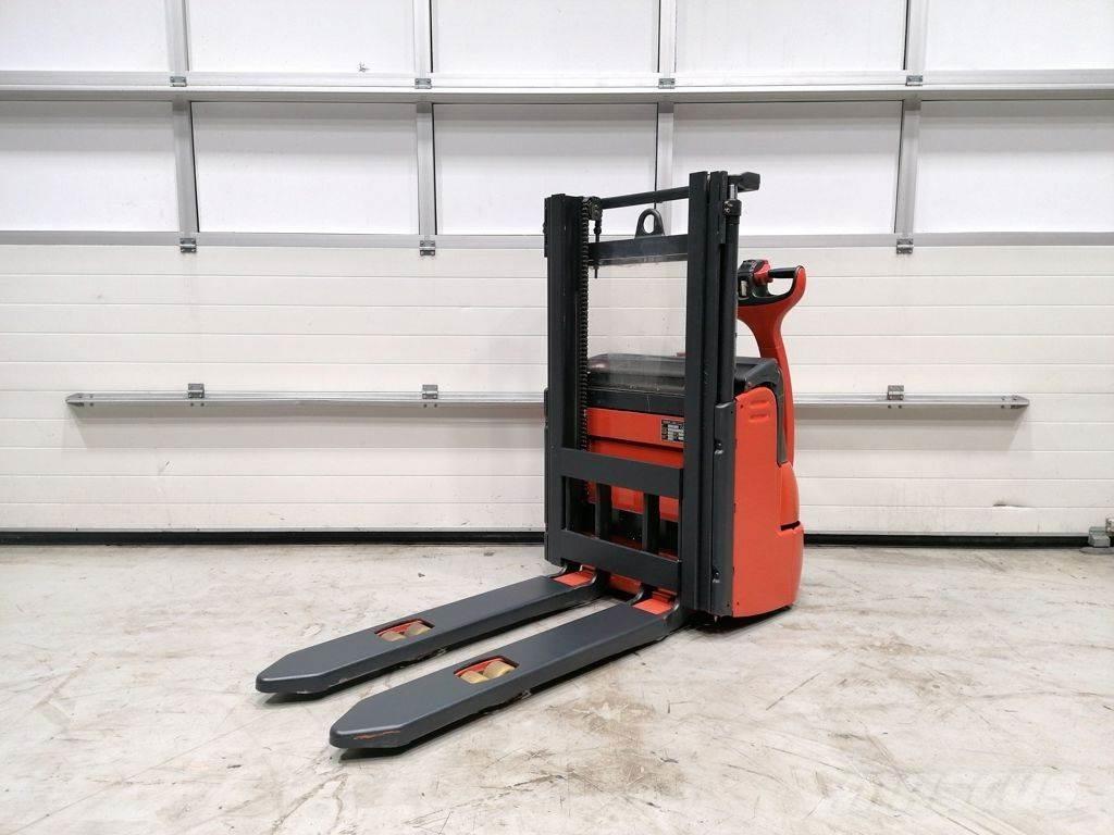 Linde L10 Yaya kumandali istif makinasi