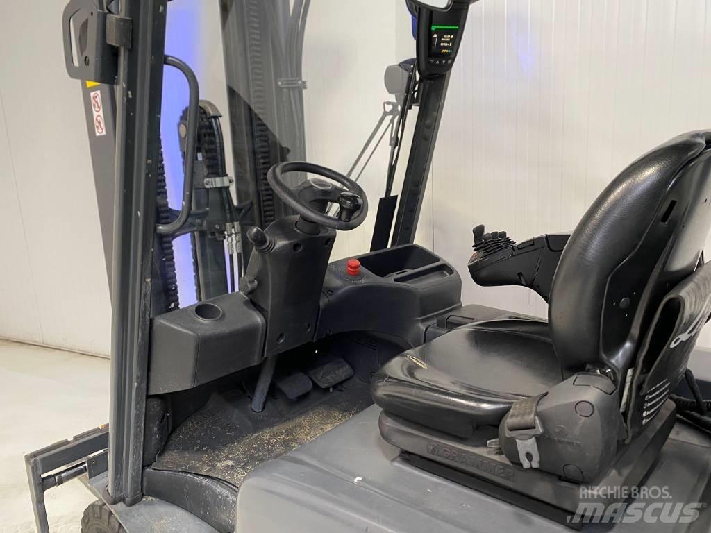Linde E30L-01 Elektrikli forkliftler