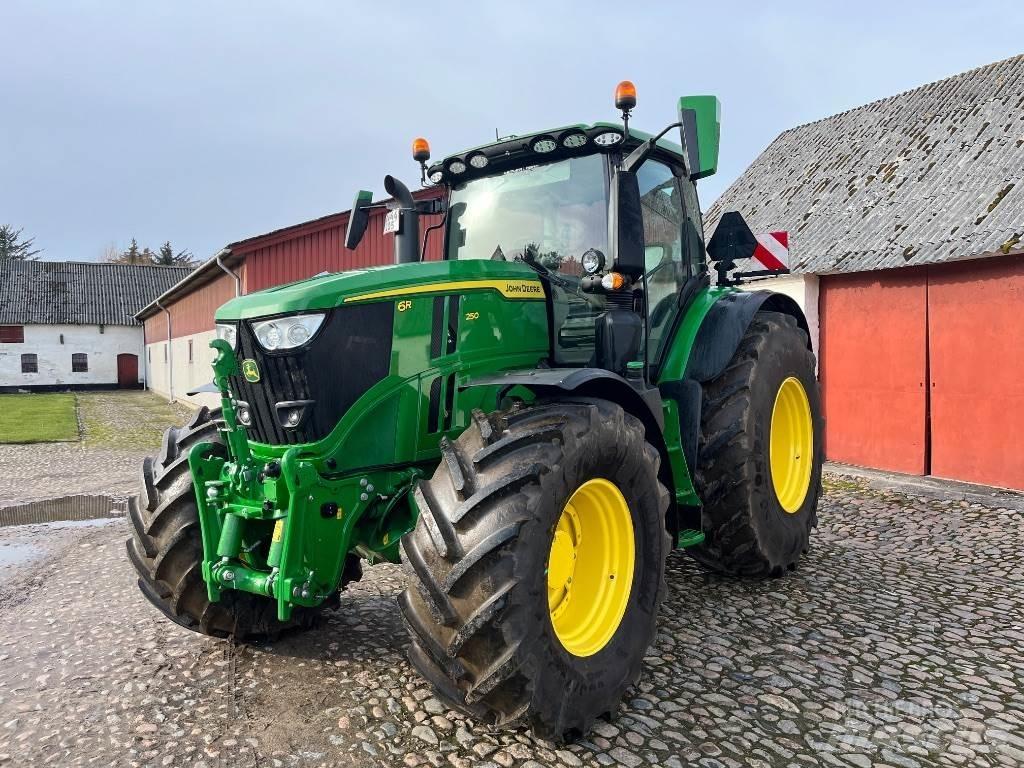 John Deere 6R 250 Traktörler