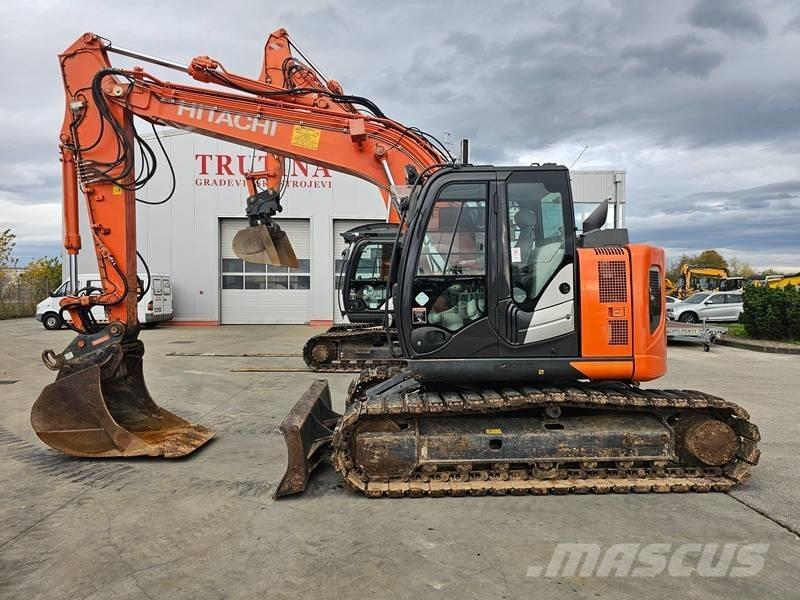 Hitachi ZX 135 US-6 Paletli ekskavatörler