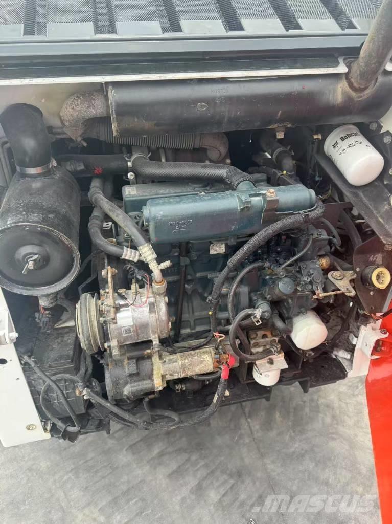 Bobcat S 160 Paletli ekskavatörler
