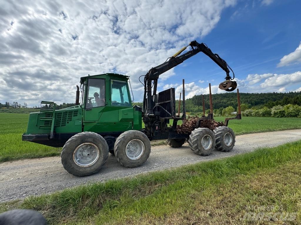 Valmet 860 Tomruk yükleyici traktörler