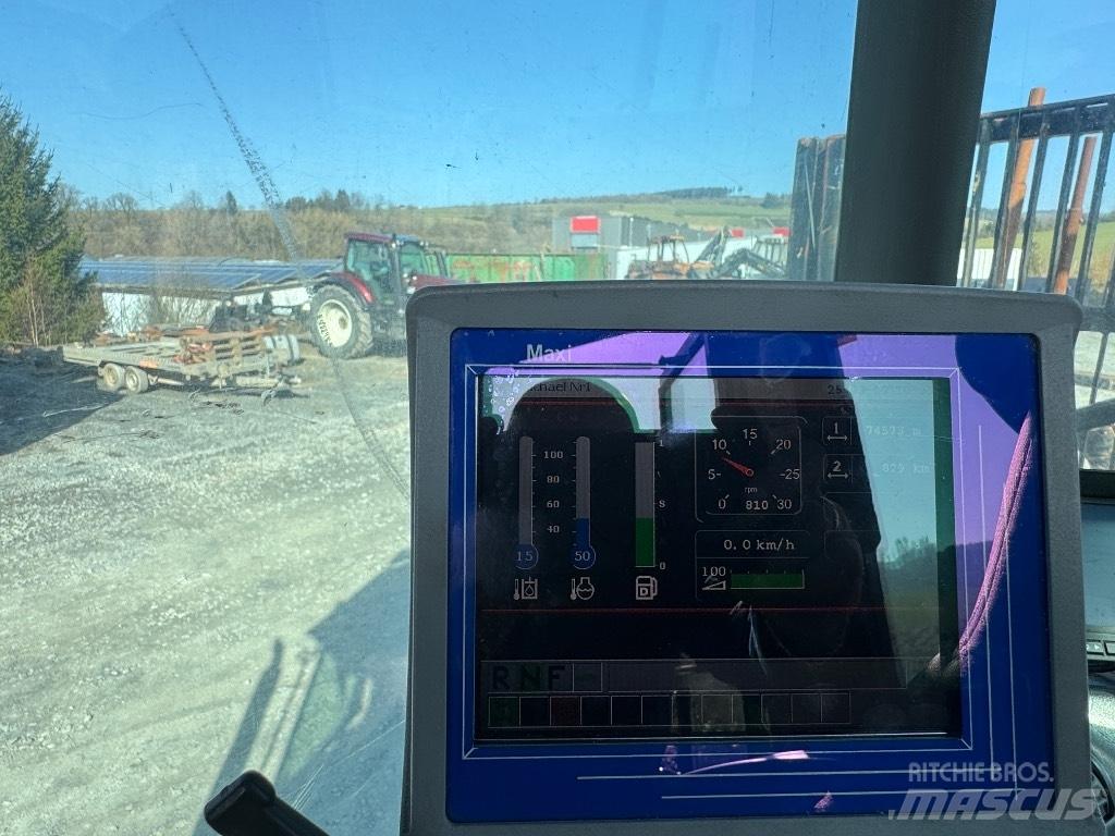 Valmet 860 Tomruk yükleyici traktörler