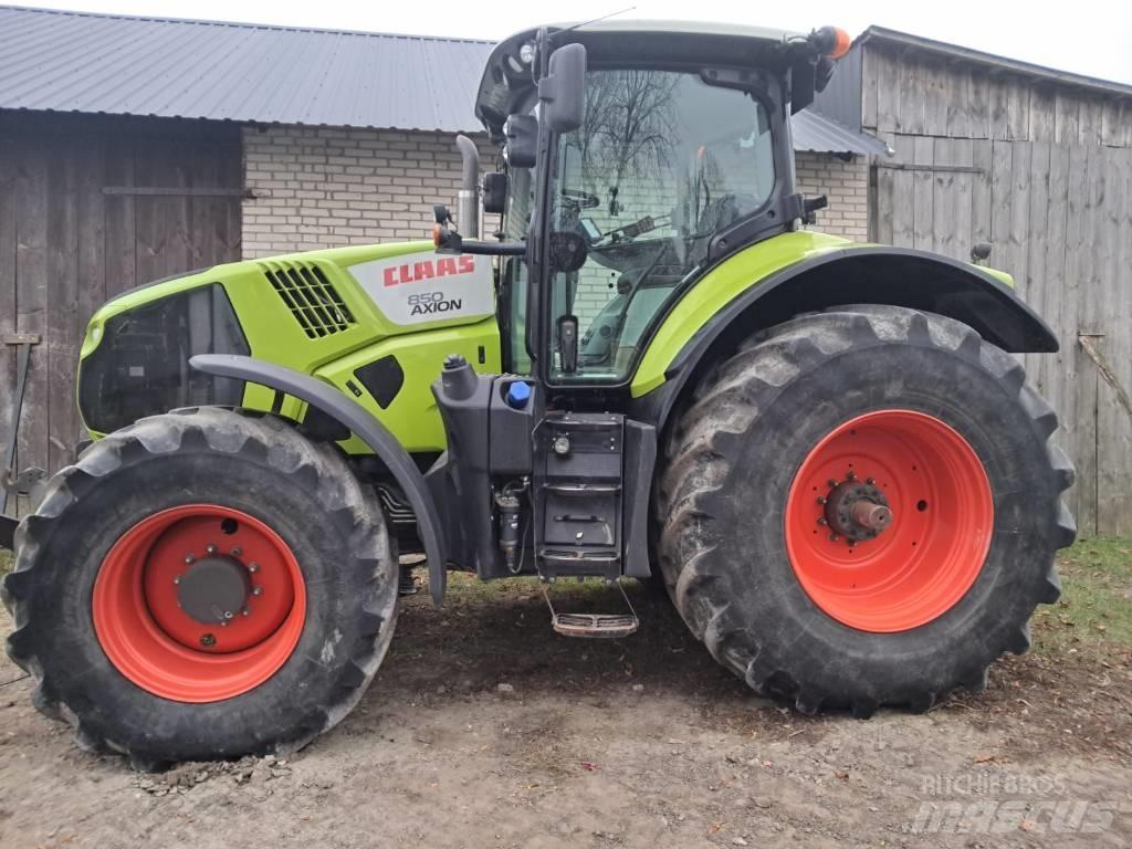 CLAAS Axion 850 Traktörler