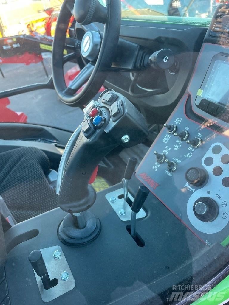 Avant 860 i Çok amaçlı yükleyiciler