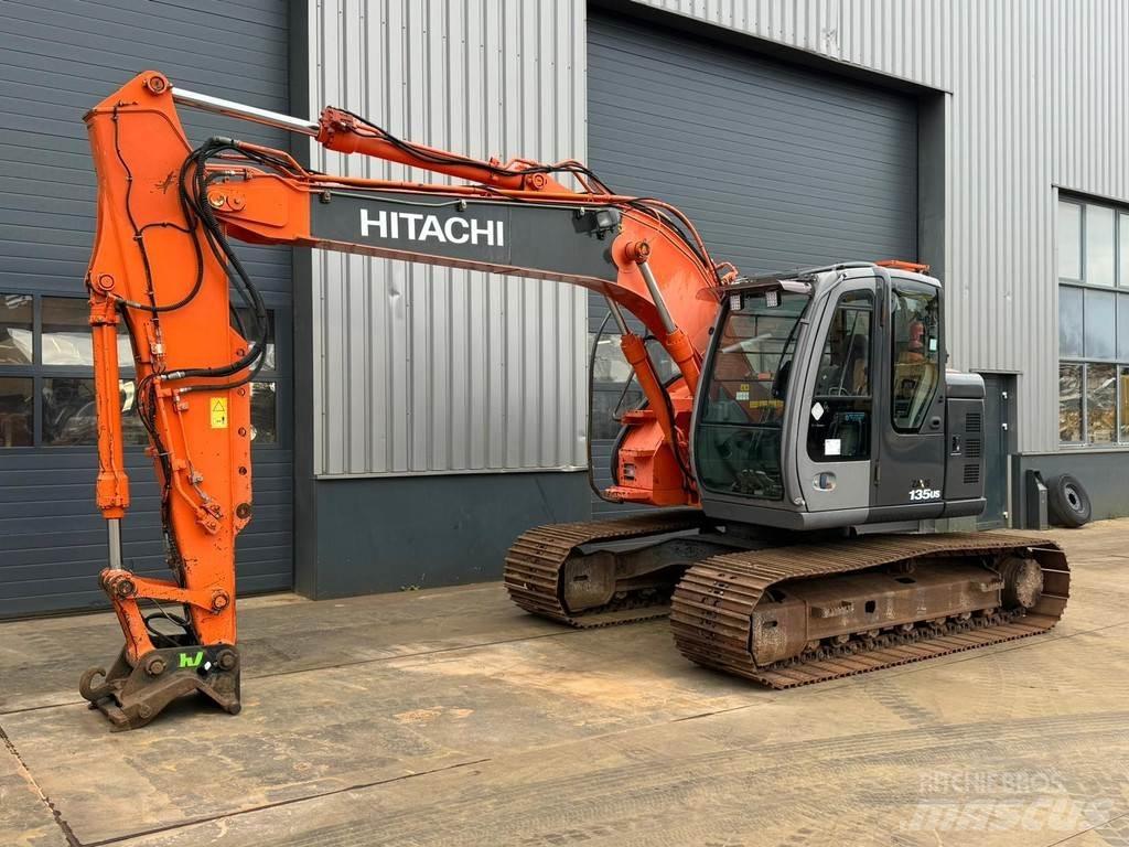Hitachi ZX135US Paletli ekskavatörler