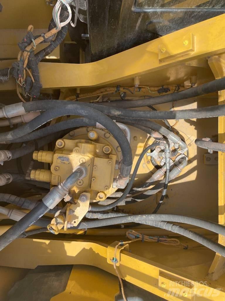 CAT CAT330GC Midi ekskavatörler 7 - 12 t