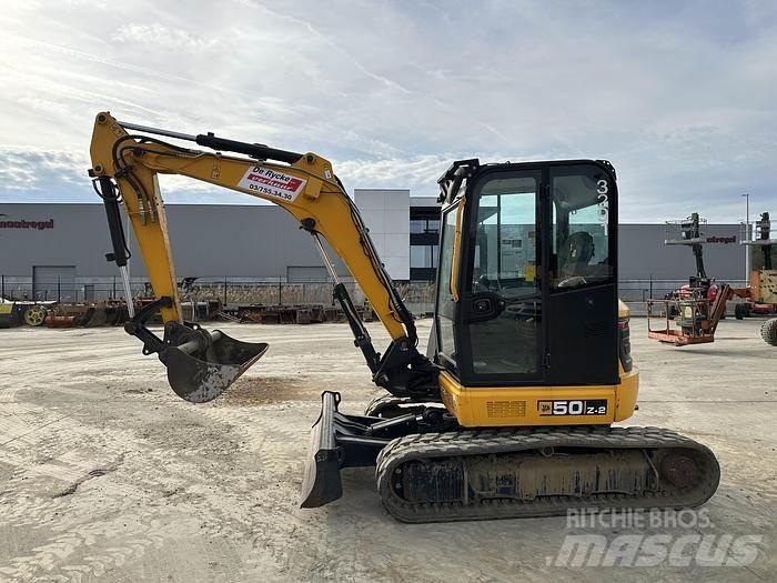 JCB 50Z-2 Paletli ekskavatörler