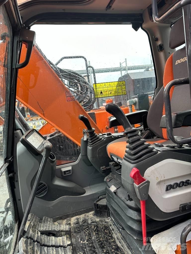 Doosan DX 140 LCR-5 Paletli ekskavatörler