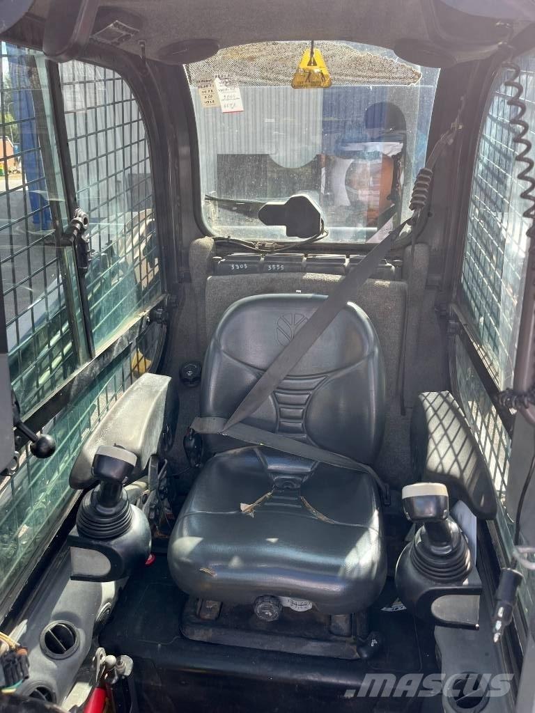 New Holland L 218 Skid steer loderler