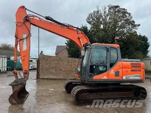 Doosan DX 140 LC-3 Paletli ekskavatörler