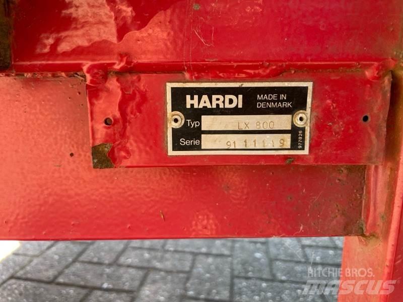 Hardi LX 800 Çekilir pülverizatörler