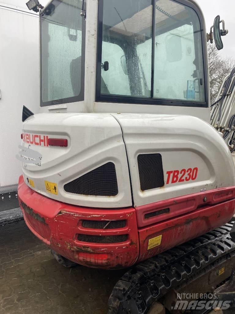 Takeuchi TB 230 Mini ekskavatörler, 7 tona dek