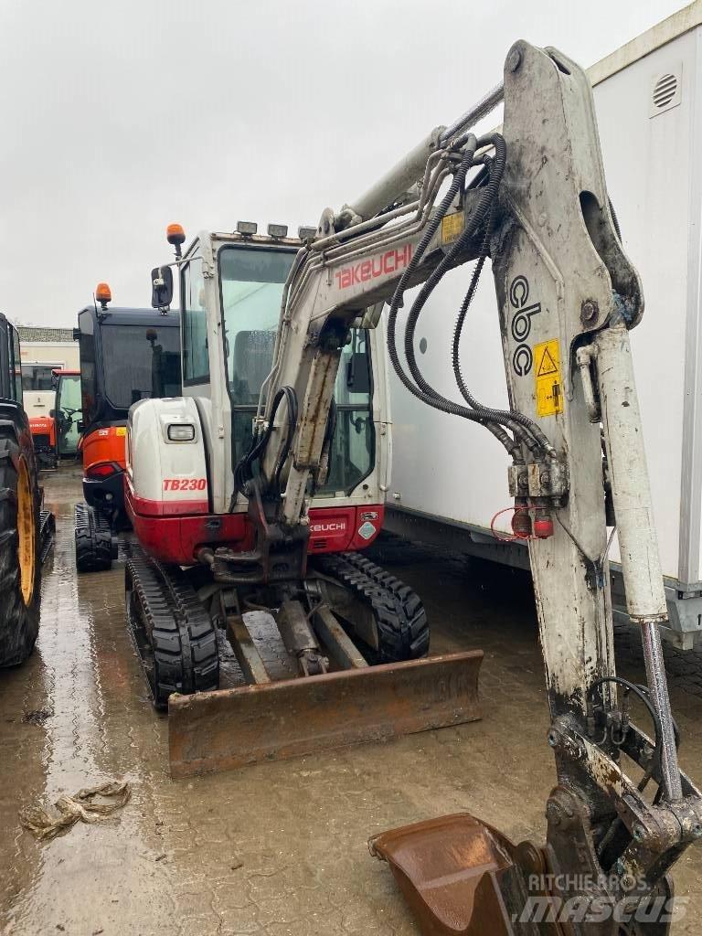 Takeuchi TB 230 Mini ekskavatörler, 7 tona dek