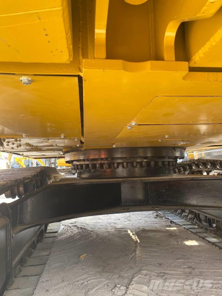 CAT 330 D Paletli ekskavatörler