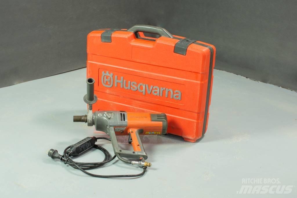 Husqvarna DM230 Diğer sondaj ekipmanları