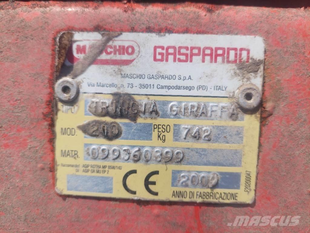Maschio Giraffa 210 Hasat makineleri