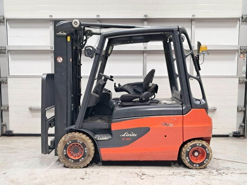 Linde E30L-01 Elektrikli forkliftler