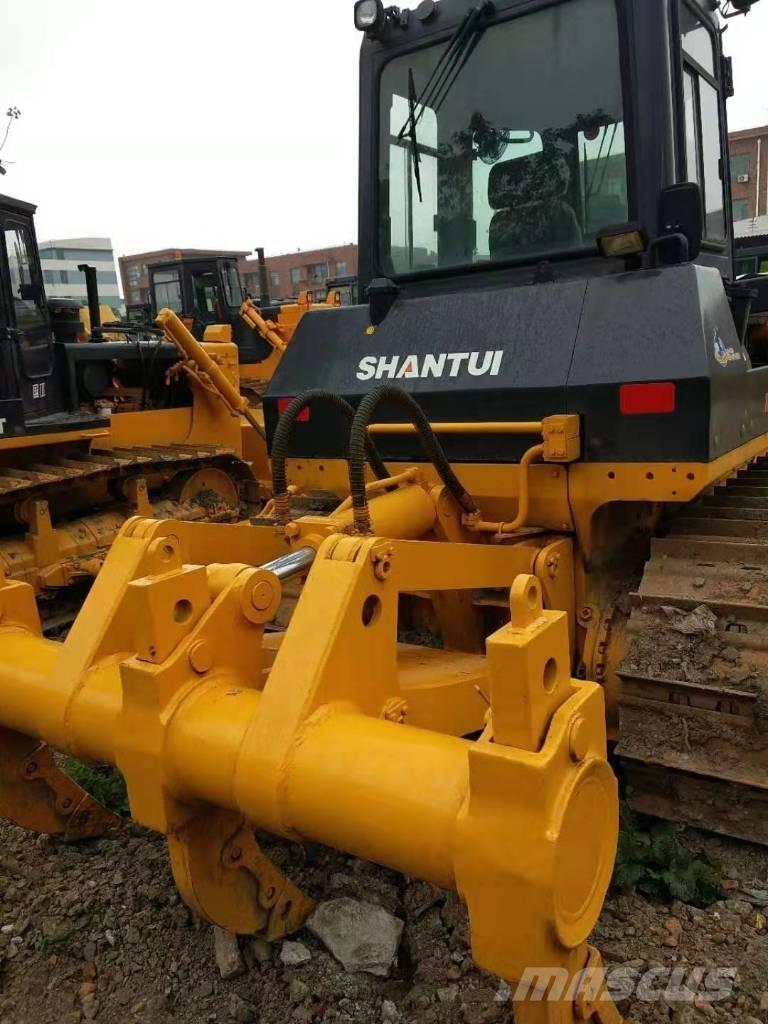 Shantui SD16 Paletli dozerler