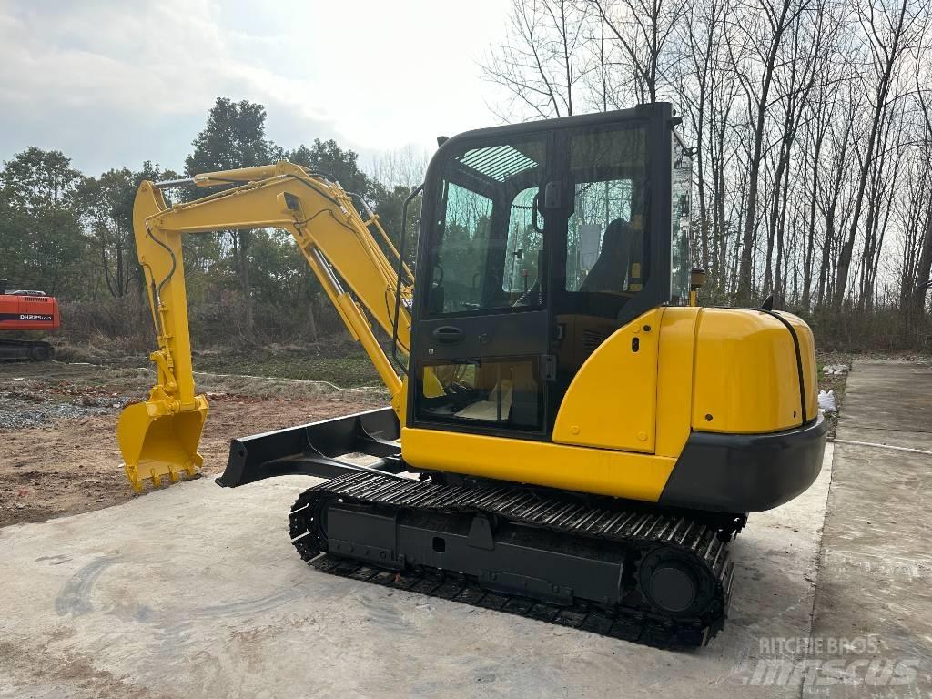 Komatsu PC 56 Paletli ekskavatörler