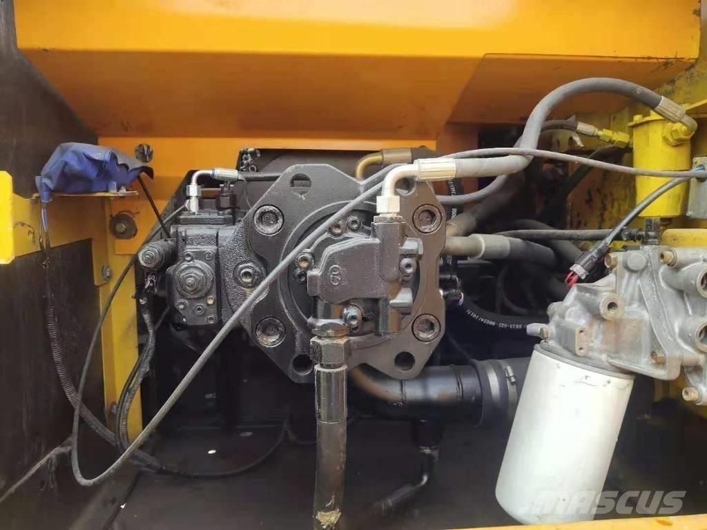 Sany SY 215 C-9 Paletli ekskavatörler