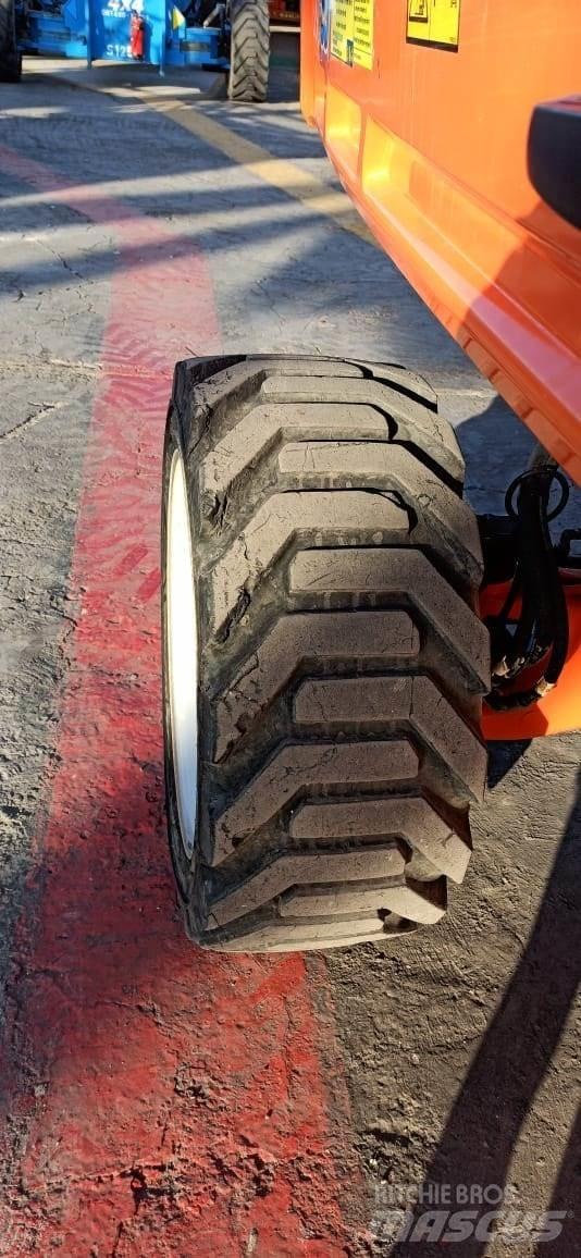 JLG 460SJ Teleskopik personel platformları