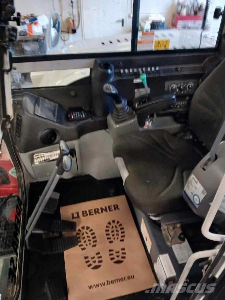 Takeuchi TB 290 Midi ekskavatörler 7 - 12 t