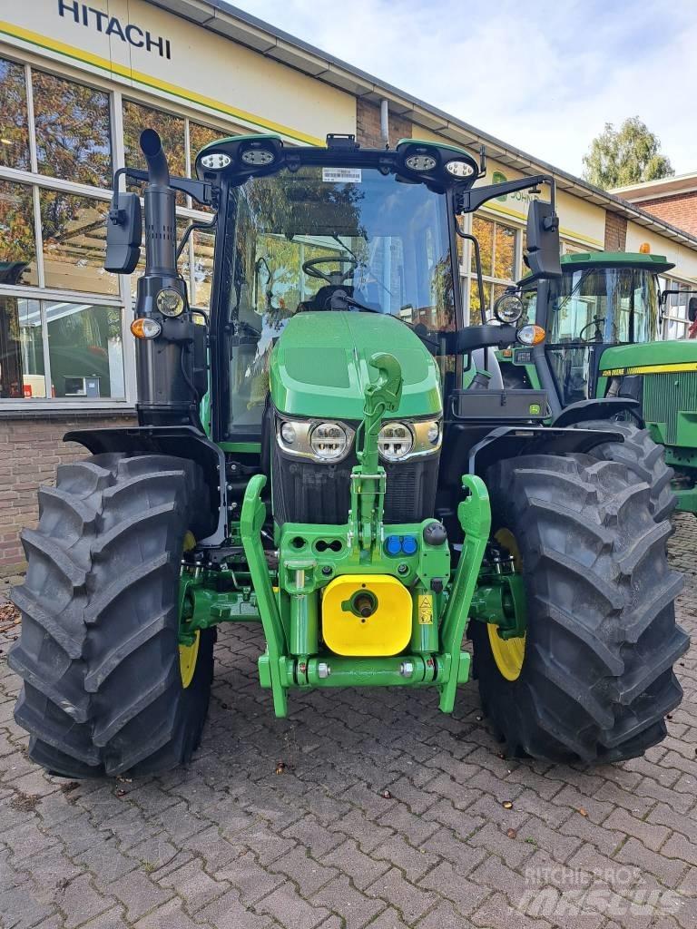 John Deere 6120M Traktörler