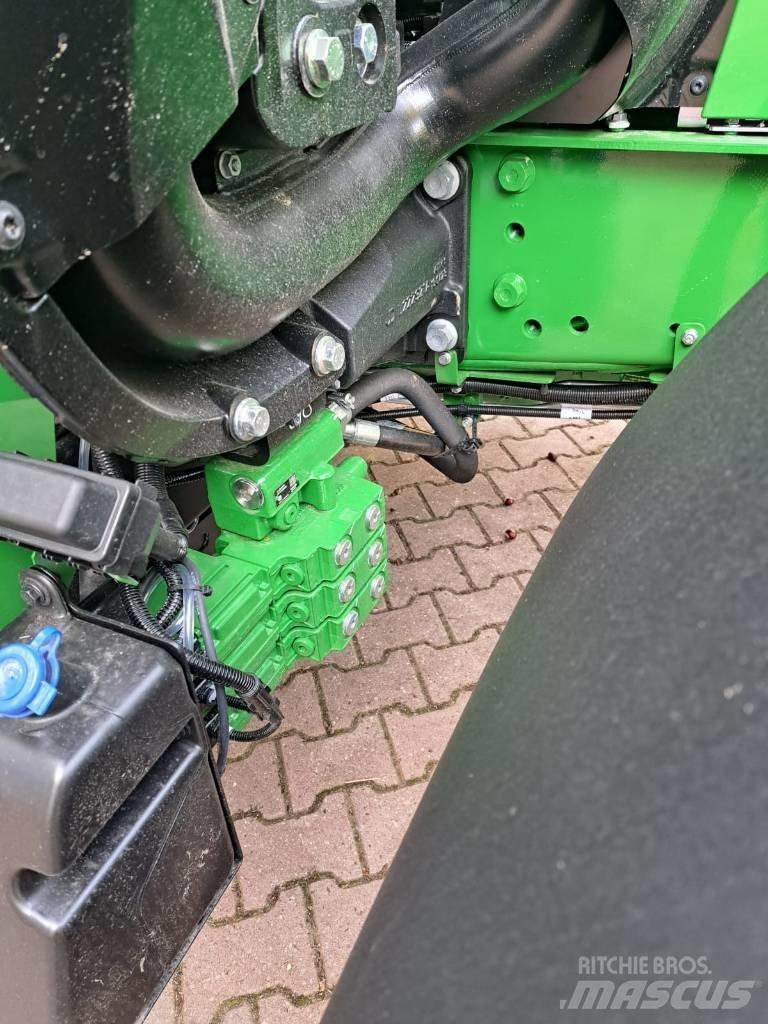 John Deere 6120M Traktörler