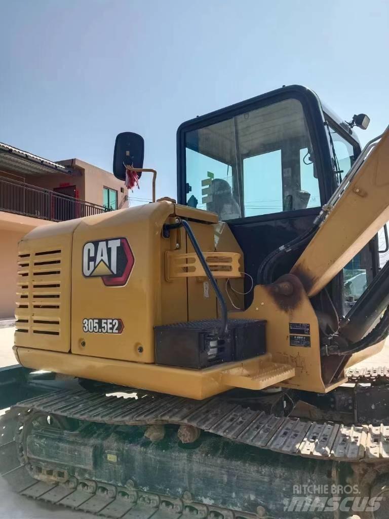 CAT 305.5 E2 Mini ekskavatörler, 7 tona dek