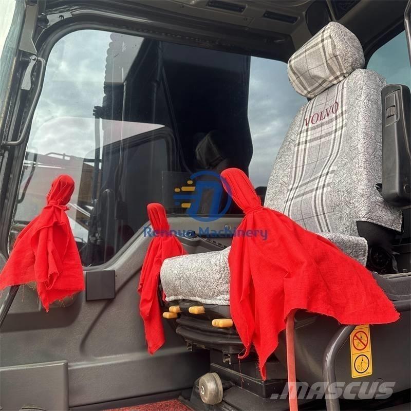 Volvo EC210 Paletli ekskavatörler