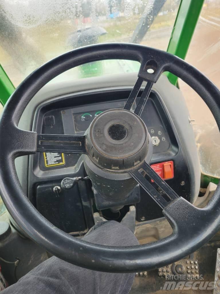 John Deere 748 H Sürütücüler
