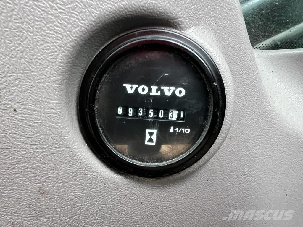 Volvo EC 750 EL Paletli ekskavatörler