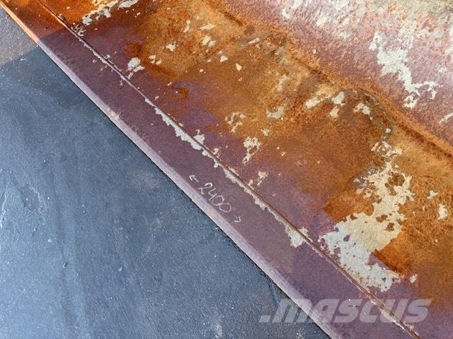 Manitou USED BUCKET Kovalar