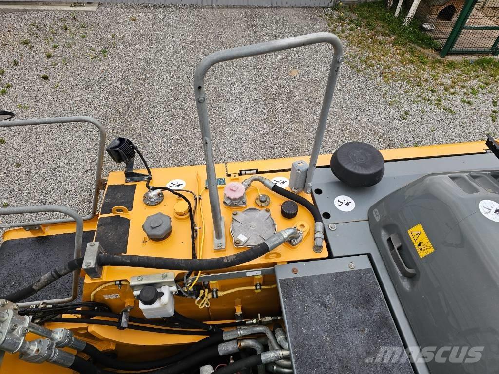 Liebherr R 922 LC Paletli ekskavatörler