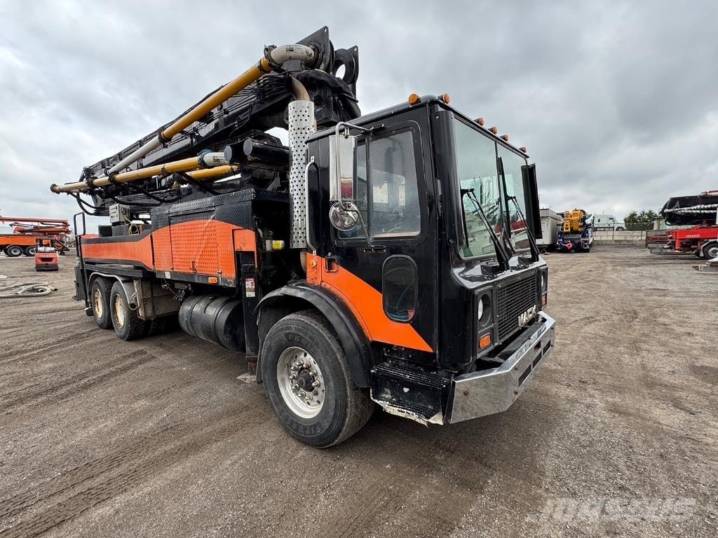 Putzmeister 36 M Beton pompaları