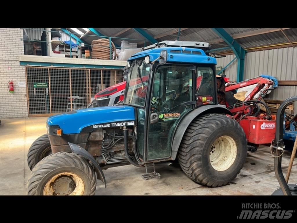 New Holland TN 90 F Traktörler