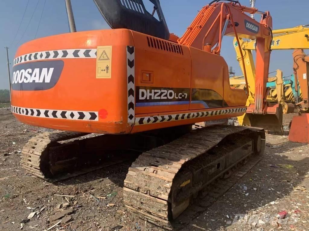 Doosan DH 220 Paletli ekskavatörler