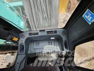Kobelco SK 200-8 Paletli ekskavatörler