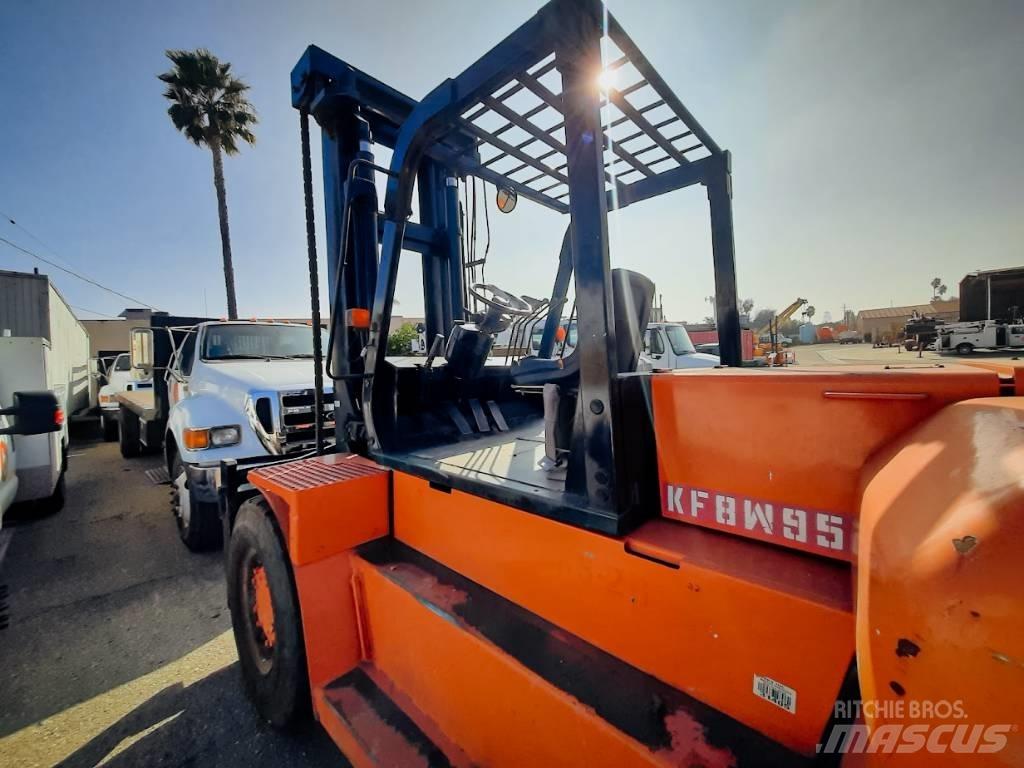 Komatsu FD 115 Diger