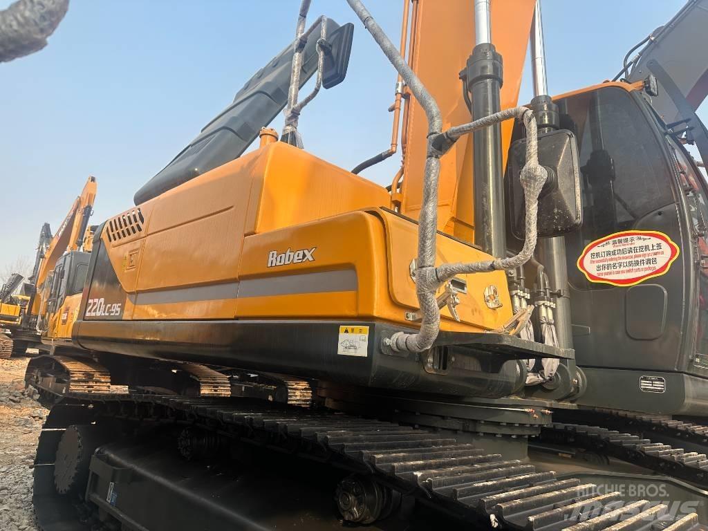 Hyundai R220LC-9S Paletli ekskavatörler